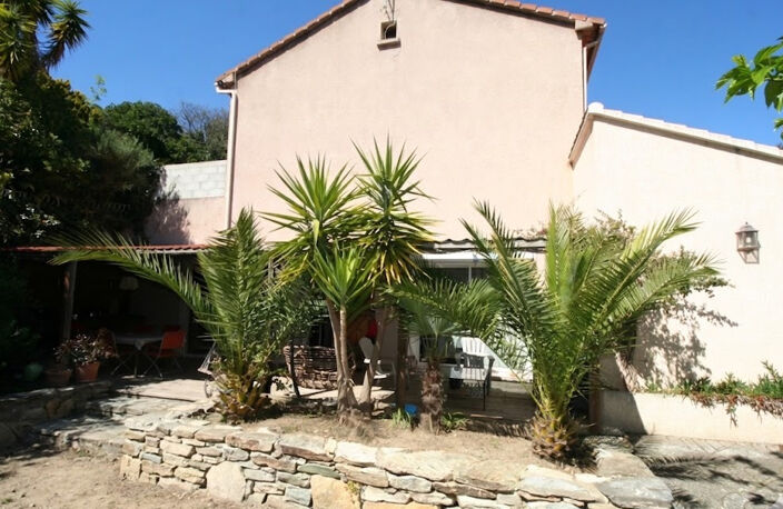 - VILLA FOLELLI  230 M²  VUE MER PISCINE SECTEUR CALME — photo 5