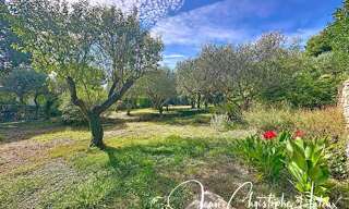 Terrain  698 m² à vendre à Nîmes (30000)