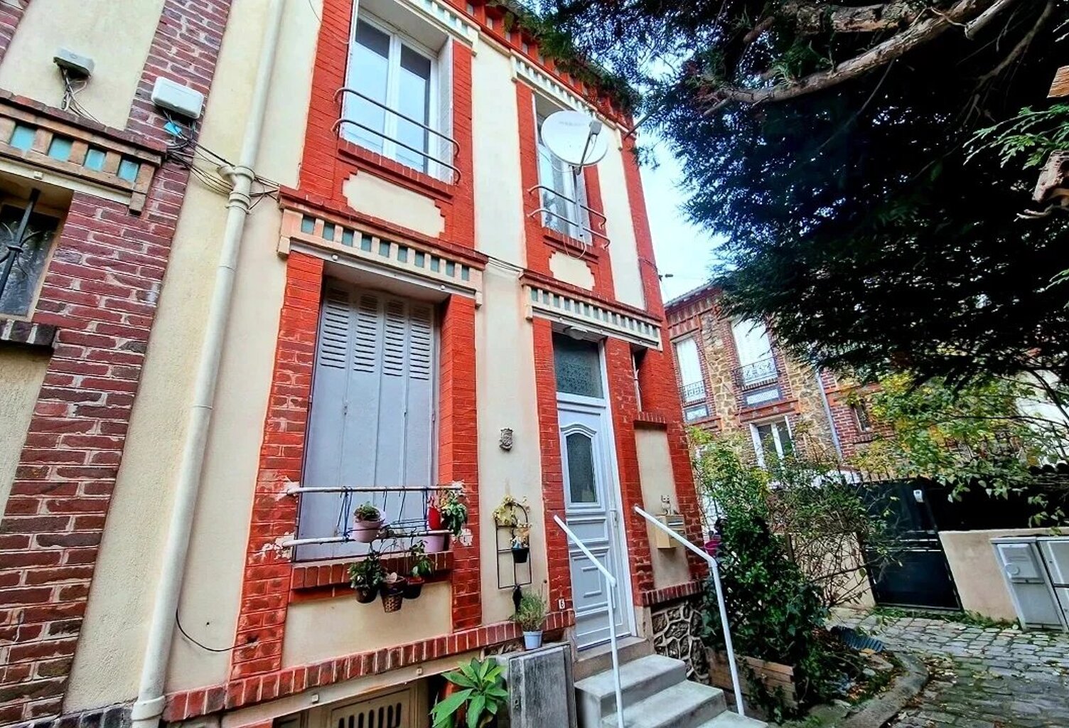 CHARMANTE MAISON DE VILLE 4 PIÈCES À NOISY-LE-SEC — photo 1