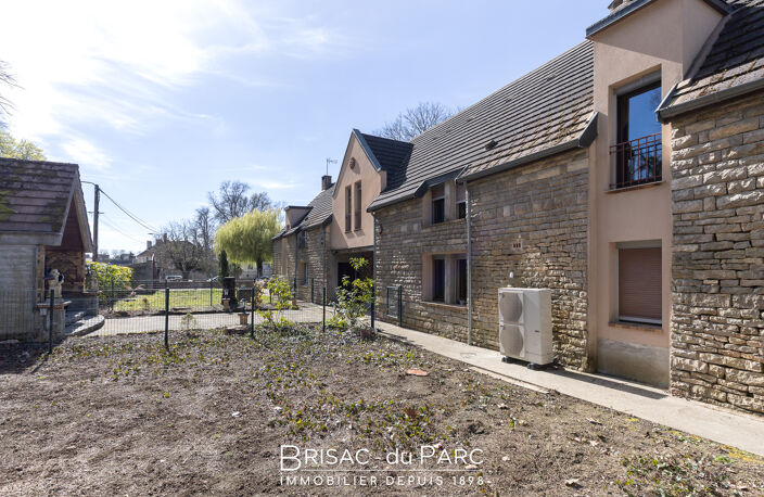 SAULON LA RUE - 20 min DIJON - Maison jumelée de 171 m² - 4 chambres - Jardin de 2 100 m² — photo 2