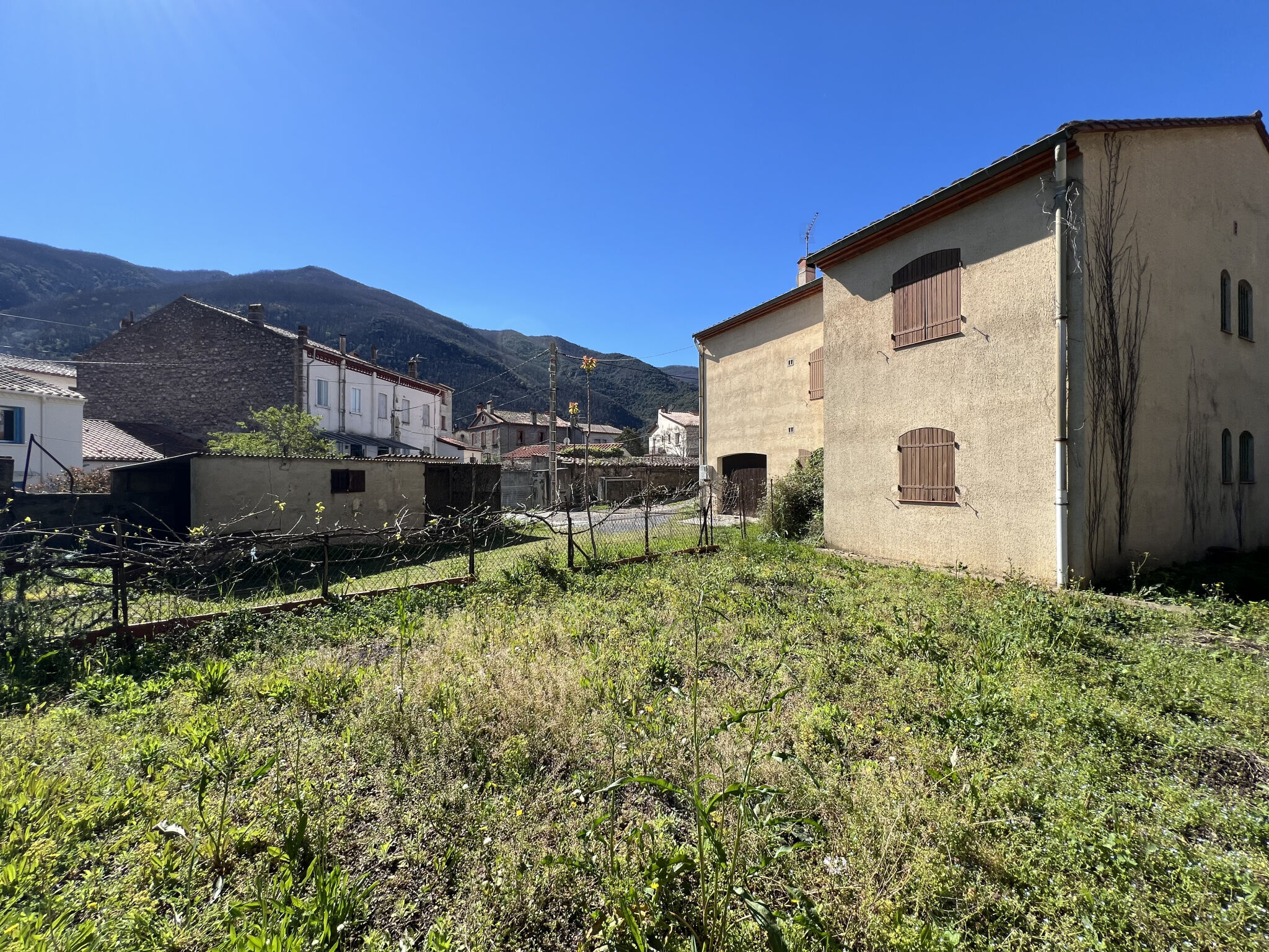 Villa / Maison  T5 à vendre Arles-sur-Tech 66150