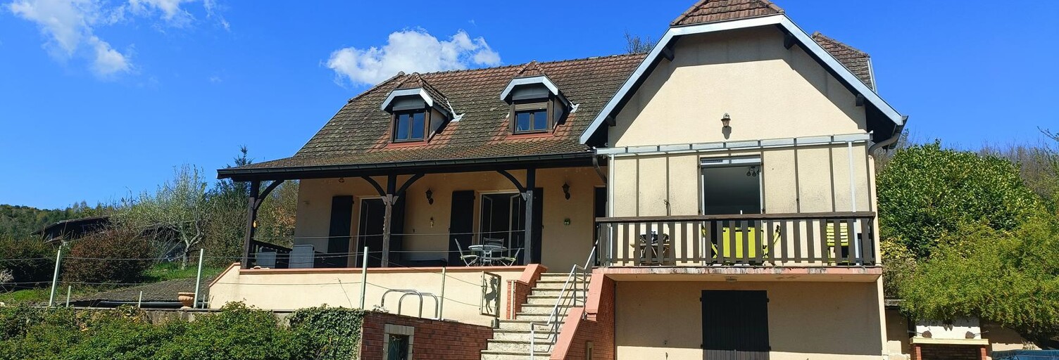 Maison 7 Pièces 206 m² à vendre à Chauffailles (71170)