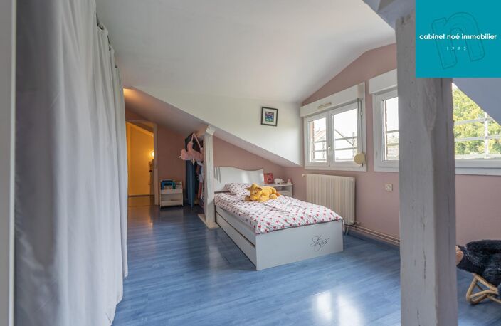 Vente maison 5 pièces 105 m² Saint-André-les-Vergers (10120) — photo 5