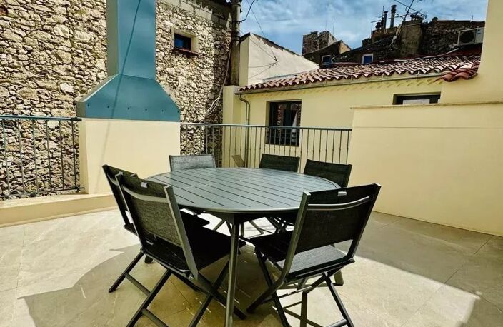 COEUR VIEIL ANTIBES - Immeuble d'exception  de 493 m²  classé au — photo 3