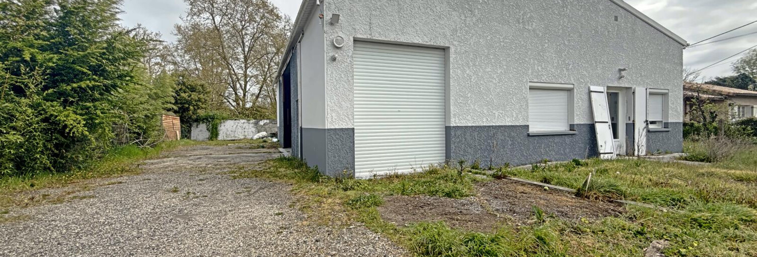 Garage  200 m² à vendre à Les Billaux (33500)