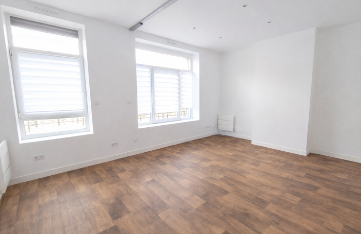 Exclusivité Agence Pauchet : Immeuble de rapport à fort pote — photo 2
