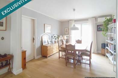 Appartement 3 pièces 240000 €