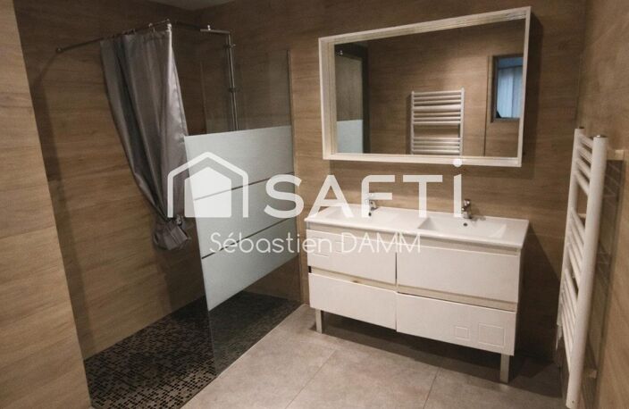 Petite maison de 100 m² avec potentiel, idéale pour projet d'habitation ou investissement à Mulhouse. — photo 4