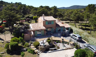 Maison 6 Pièces 130 m² à vendre à Tourtour (83690)