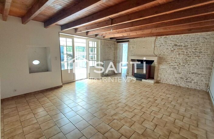 Maison spacieuse avec dépendances et jardin arboré — photo 4