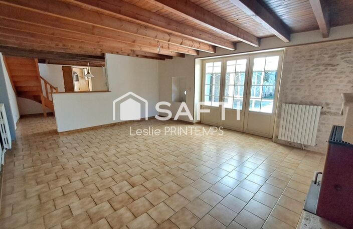 Maison spacieuse avec dépendances et jardin arboré — photo 5