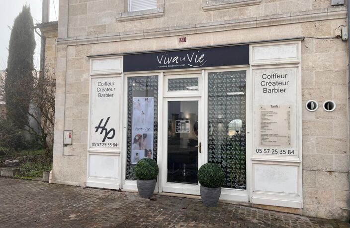Salon de coiffure lumineux et fonctionnel — photo 5
