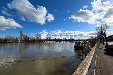 Appartement 4 pièces 330400 €