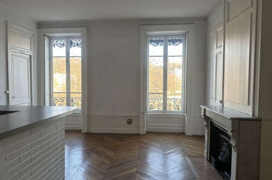 Appartement 3 pièces 1040 €