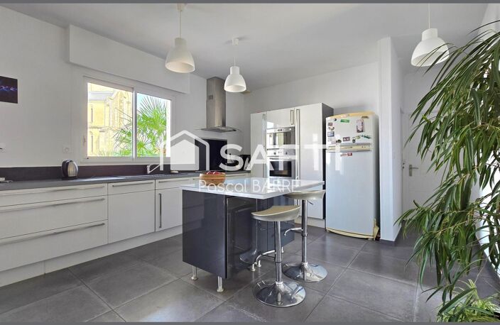 Propriété d'exception, 5 chambres à Nieul-le-Dolent — photo 5