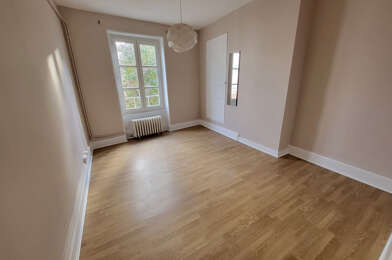 Appartement 3 pièces 652 €