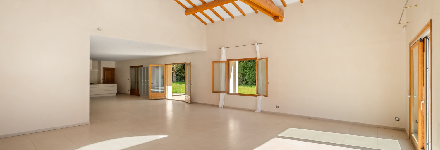 Maison 5 Pièces 337 m² à vendre à Saint-Pierre-de-Chandieu (69780)