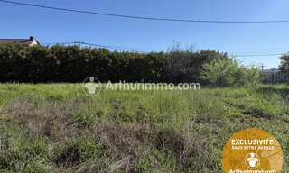 Terrain  694 m² à vendre à Saint-Astier (24110)