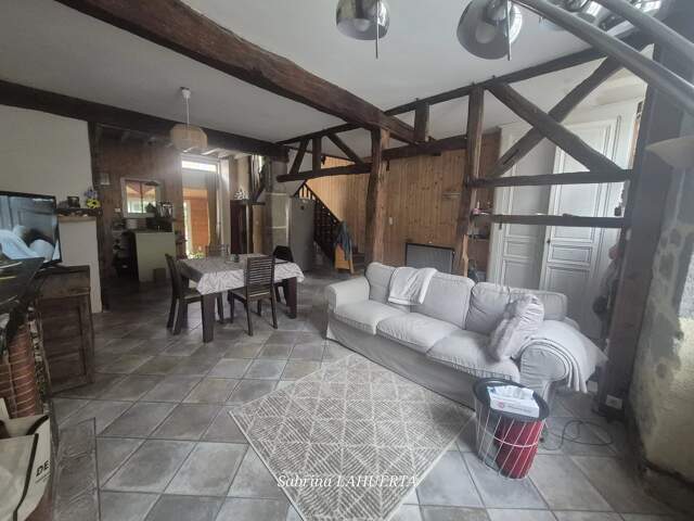 MAISON DE VILLE 154 M² – 5 CHAMBRES – GARAGE ET COUR – MÉZIN (47170) — photo du bien