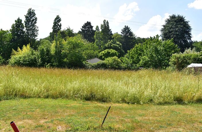 Terrain à bâtir de 598m² commune de Nalliers — photo 2