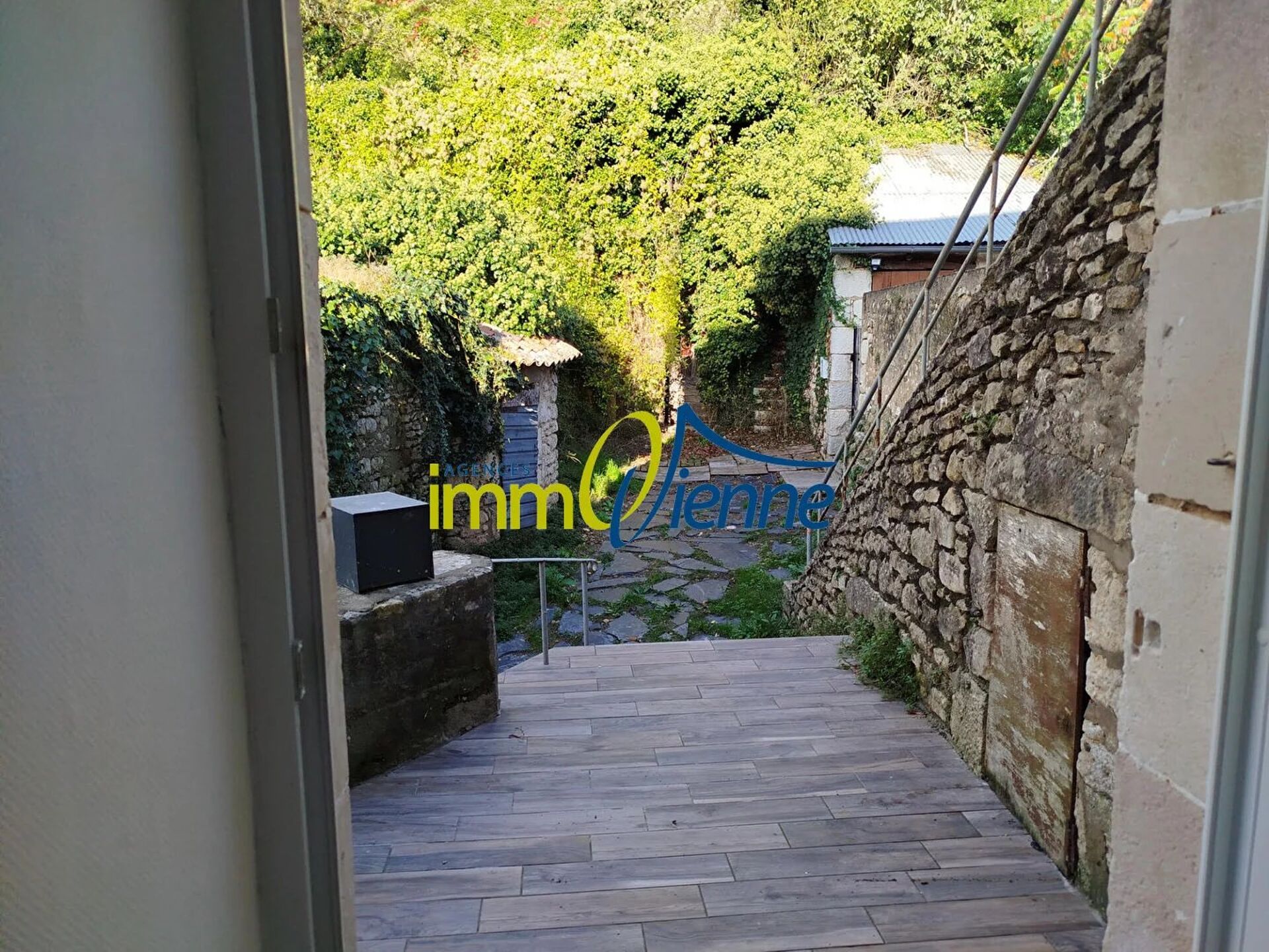 Immeuble 4 pièces 100 m² · à Chauvigny · 100 m² · 175 000 €