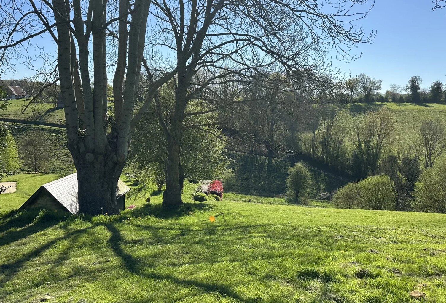 Terrain constructible avec vue panoramique — photo 1