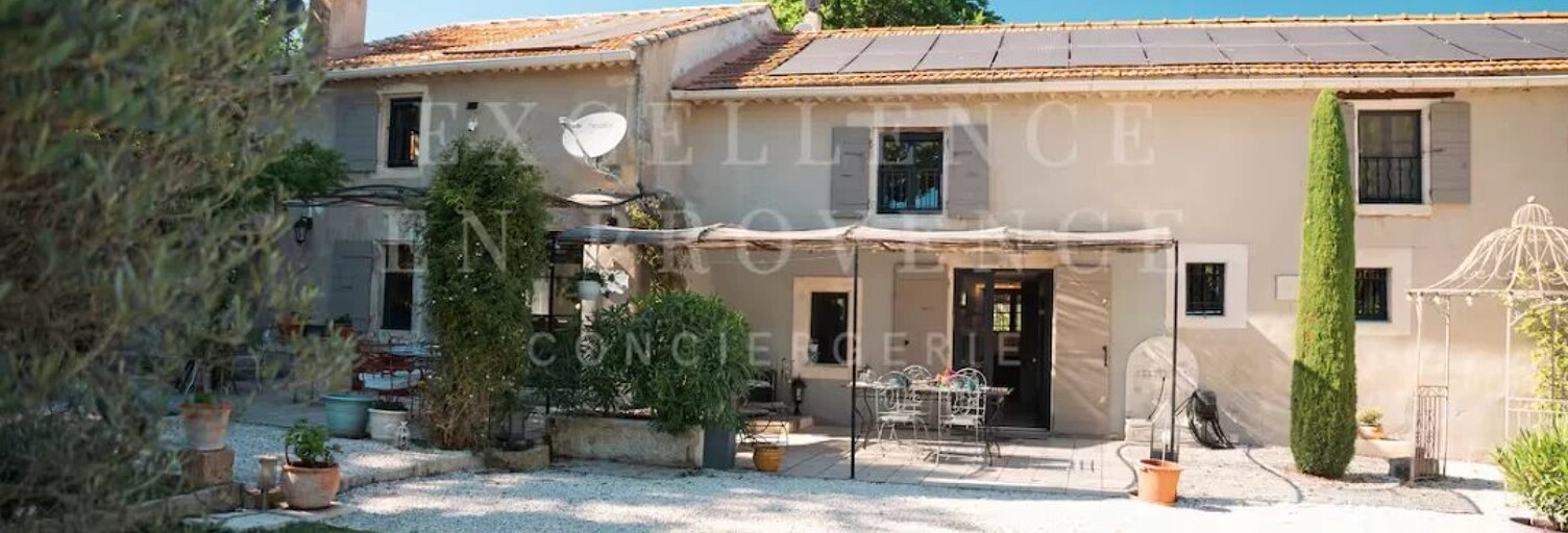 Maison 8 Pièces 278 m² à vendre à Noves (13550)