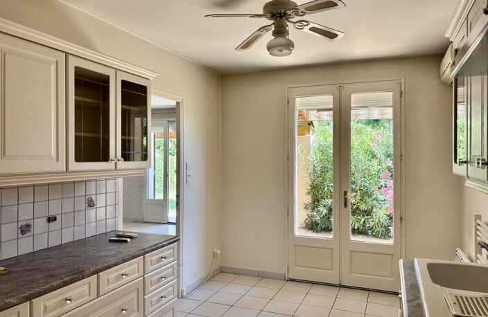 EXCLUSIVITE Maison de plain pied, 95 m2, 3 chambres, sur ter — photo 2