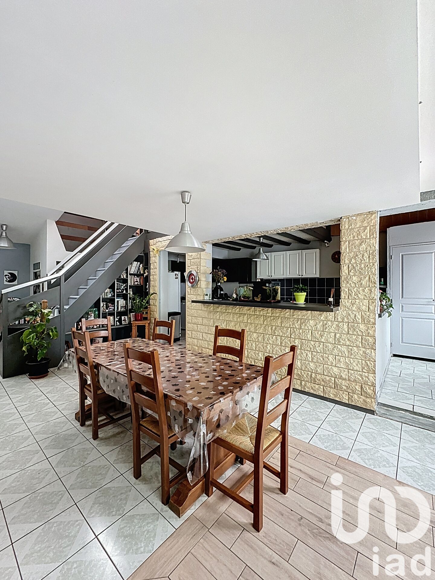 Vente Immeuble 556 m² - Photo 3