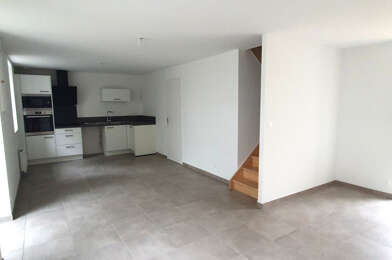 Maison 5 pièces 830 €