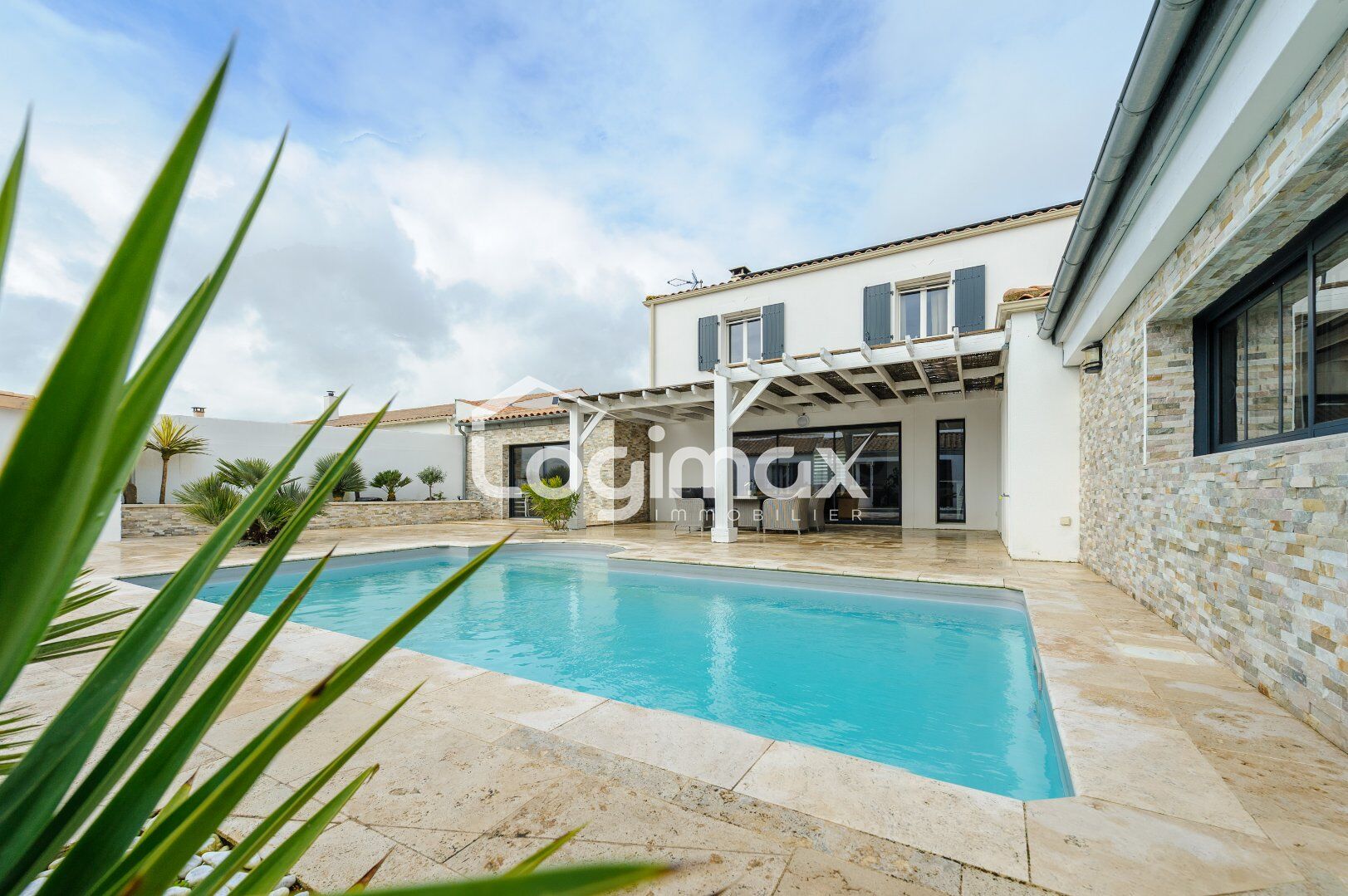 Villa / Maison  T9 à vendre Puilboreau 17138