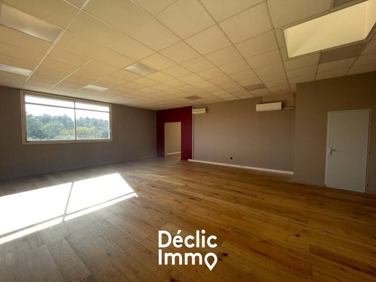Bureau 140 m2 — photo 1