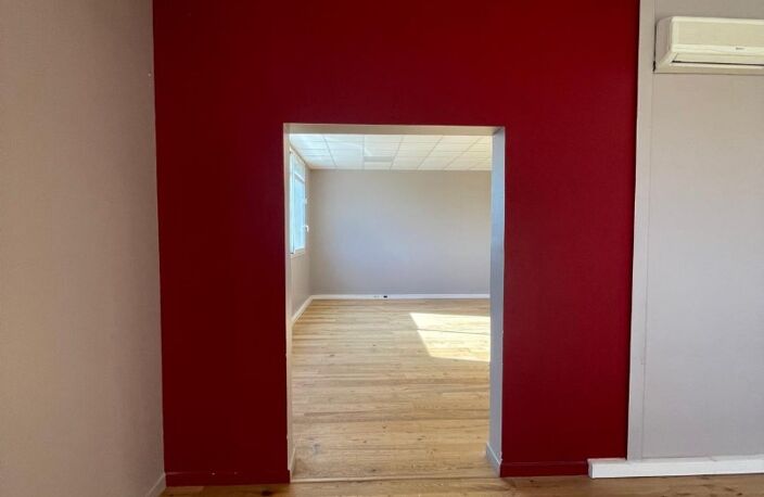 Bureau 140 m2 — photo 2