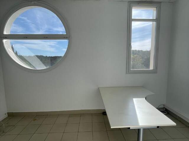 Bureau 54m2 — photo du bien