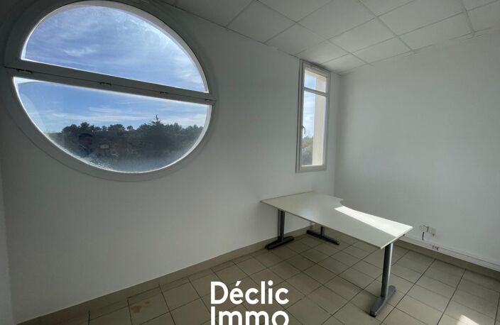 Bureau 54m2 — photo 3