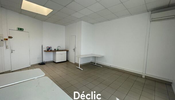 Bureau 1 pièces  à louer Crès (Le) 34920