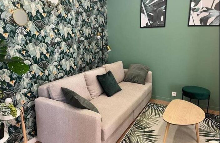 T2 de haut standing meublé à La Joliette, refait à neuf par décorateur, à deux pas de la Major et du front de mer. — photo 3