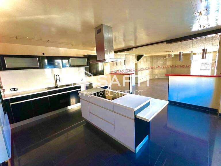 PROCHE DU CENTRE VILLE  MAISON 4 CHAMBRES ! — photo 1