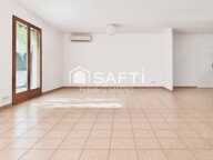 Maison de plain pied idéalement située avec possibilité 4 chambres. — photo 3