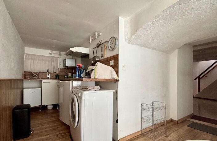 Le charme d'une maison en pierre avec terrasse — photo 3