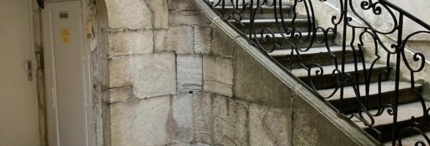 Appartement 5 Pièces 100 m² à vendre à Lons-le-Saunier (39000)