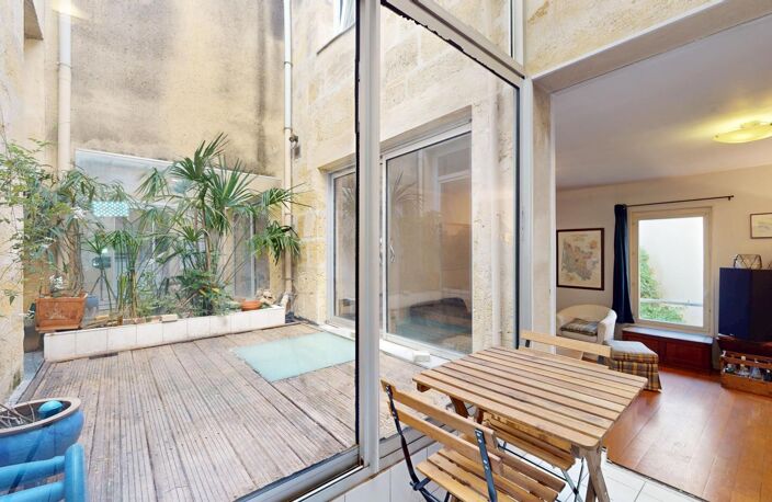 Jardin Public / P.Doumer Duplex de caractère 140 m² — photo 3