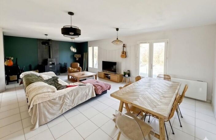 Contemporaine de 5 pièces principales — photo 2