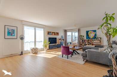 Appartement 5 pièces 410670 €