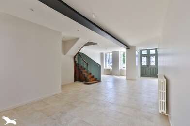 Maison 7 pièces 281430 €