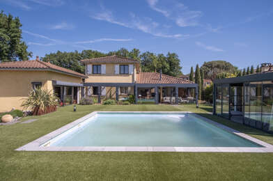 Maison 8 pièces 894700 €