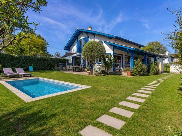 Maison 5 pièces 155 m² à Bidart — photo du bien