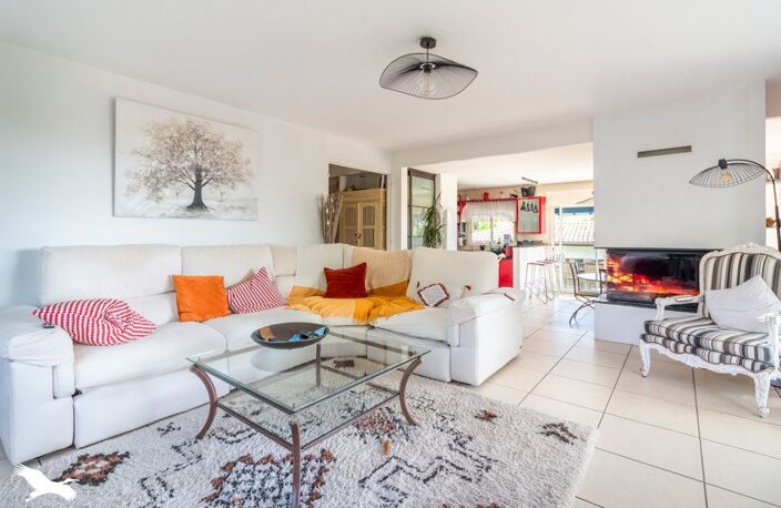 Vente maison 5 pièces 155 m² Bidart (64210) — photo 3