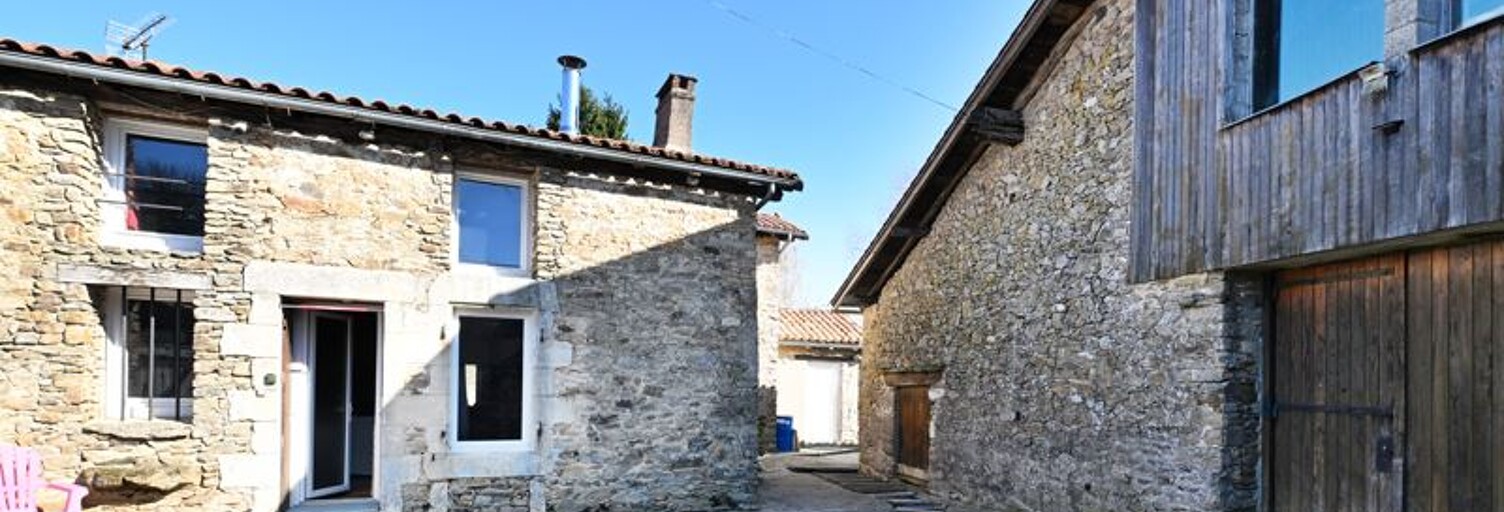 Maison 3 Pièces 137 m² à vendre à Le Lindois (16310)