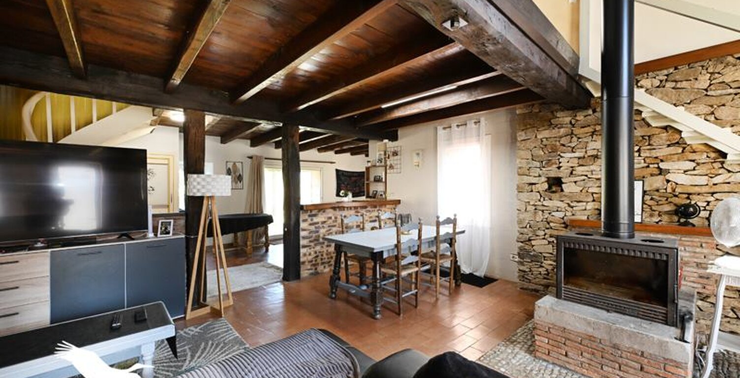 Maison de bourg de 3 pièces principales — photo 1
